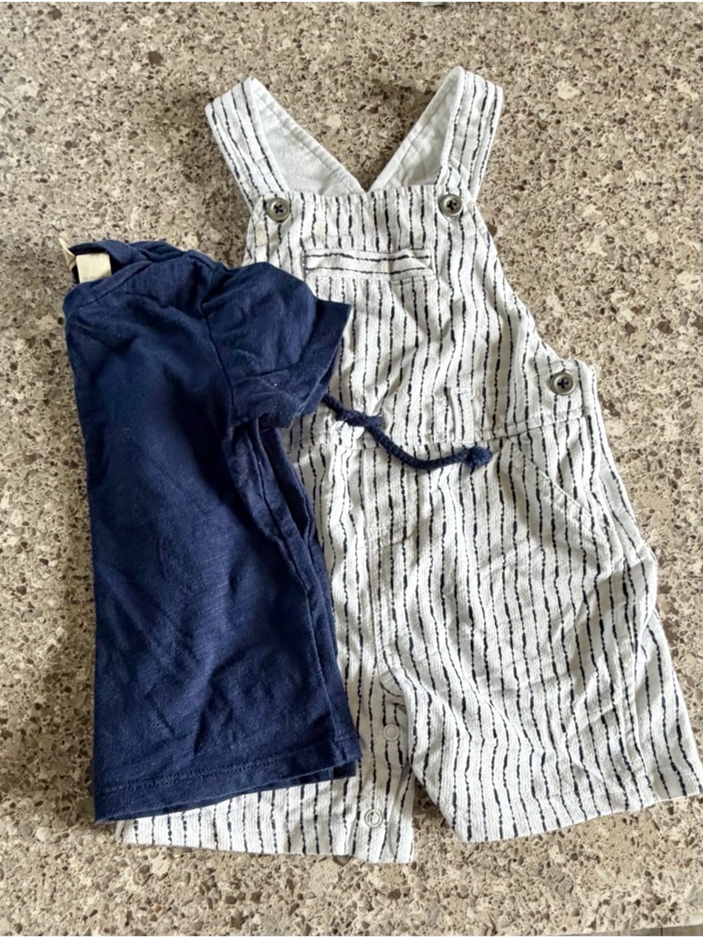 14 Piece l Boy’s Bundle l Size: 24M - Picture 2 of 14